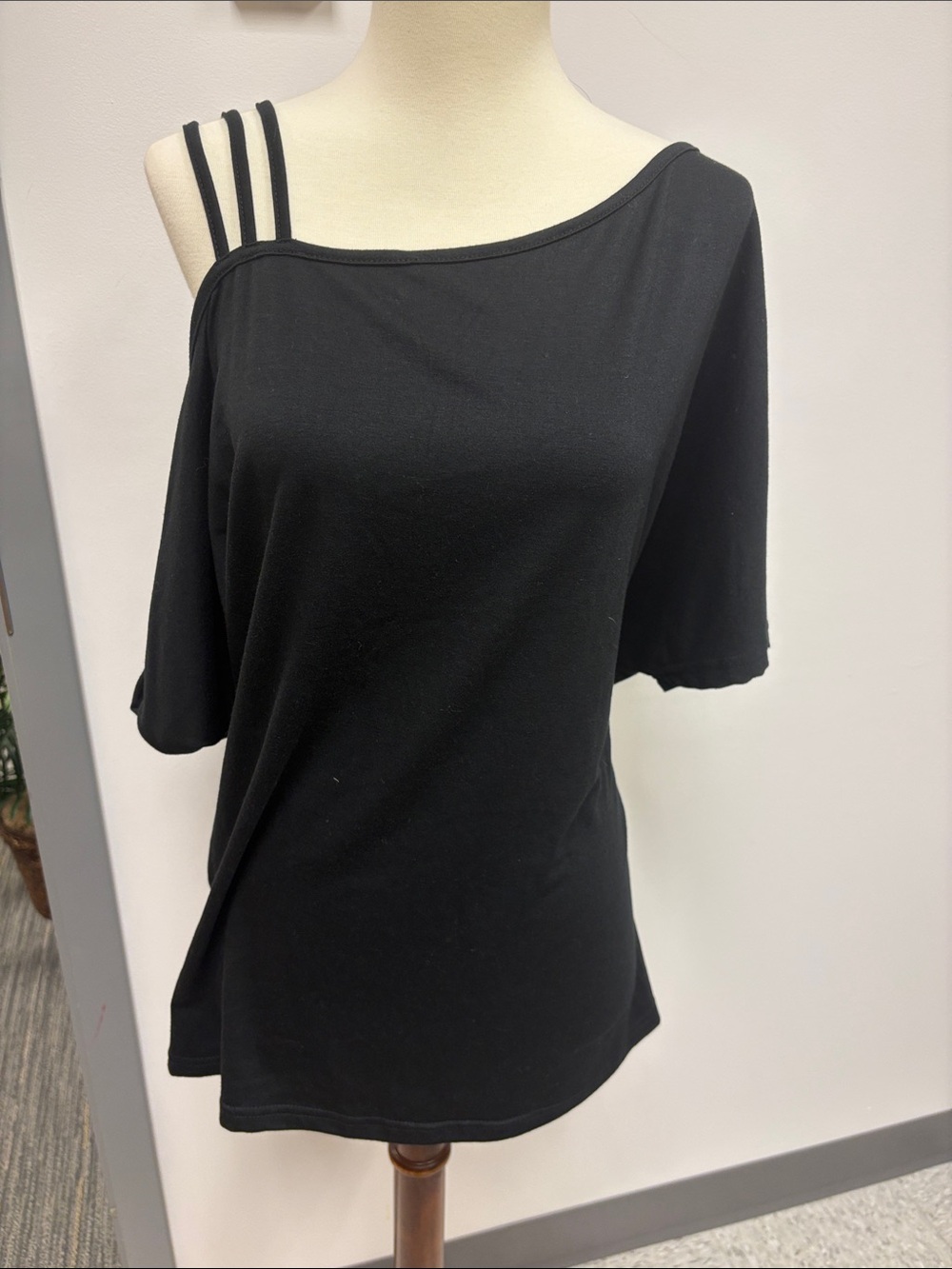 Women's Black Off-Shoulder Triple-Strap Tee